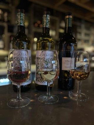 We’re celebrating International Sherry Week from Monday 3 - Sunday 9 November. 

Enjoy a glass of crisp, tangy fino, salty manzanilla or nutty, mellow amontillado for just £5 all week. An opportunity to discover the fabulous wines of this fascinating region. Salud!

#laferia #spanishtapas #harrogaterestaurants