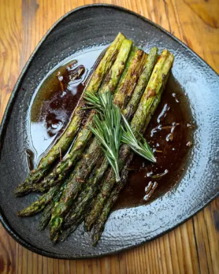 It’s asparagus season, and to celebrate we’re serving it with an anchovy and rosemary butter, which brings a savoury earthiness that complements the fresh, delicate asparagus perfectly

#laferia #spanishtapas #harrogaterestaurants