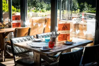 The perfect way to enjoy Father's Day. 

A long lunch, cold Alhambra beer, tapas galore and maybe a 28 day aged sirloin steak for Dad. 

We have a handful of tables remaining for Sunday or if it's sunny, pop down to the terrace and grab a table. 

#laferia #spanishtapas #harrogaterestaurants