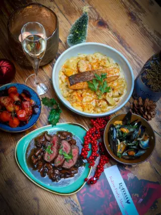Our Festive Menu for parties of 8 or more is available from Monday 23 November. 

Classic La Feria dishes and seasonal treats will make your Christmas office or family celebration one to remember. 

To see the full menu go to the website on https://laferiarestaurants.co.uk/ or give us a call on 01423 538181 to book your table. 

 

#laferia #spanishtapas #harrogaterestaurants